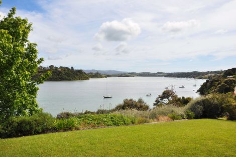 Photo of property in 1216 Sandspit Road, Sandspit, Warkworth, 0982