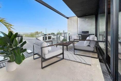 Photo of property in 103 Jervois Road, Herne Bay, Auckland, 1011