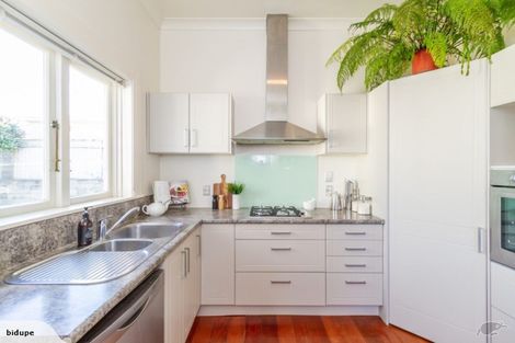 Photo of property in 15 Tennyson Street, Petone, Lower Hutt, 5012