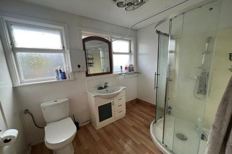 Photo of property in 120 Northcote Road, Northcote, Christchurch, 8052