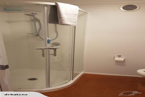 Photo of property in 38 Pitau Road, Mount Maunganui, 3116