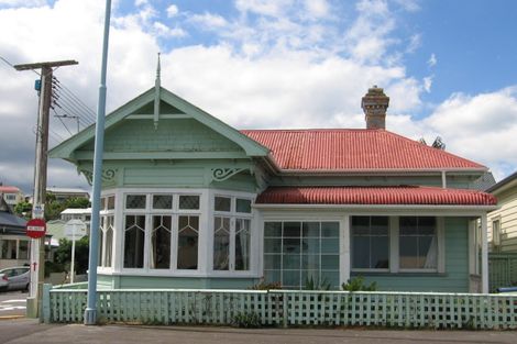 Photo of property in 32 Queens Parade, Devonport, Auckland, 0624