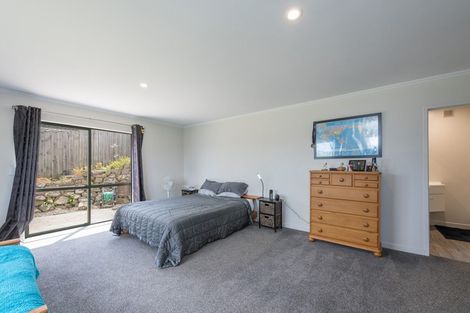 Photo of property in 33 Olympus Way, Richmond, 7020