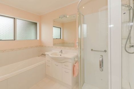 Photo of property in 31 Rimu Street, Waikanae, 5036