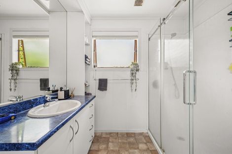 Photo of property in 19 Rewarewa Street, Owhata, Rotorua, 3010