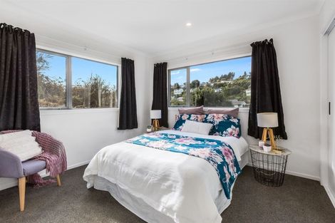 Photo of property in 177a Sievers Grove, Cannons Creek, Porirua, 5024