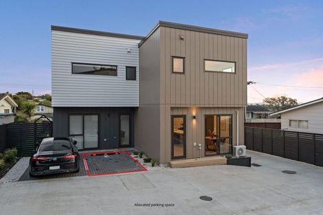 Photo of property in 21b Neal Avenue, Glenfield, Auckland, 0629