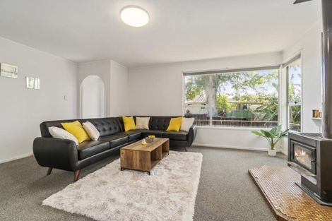 Photo of property in 1/7 Ririno Place, Manurewa, Auckland, 2102