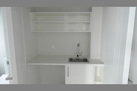 Photo of property in 28 Nephrite Lane, Henderson, Auckland, 0610