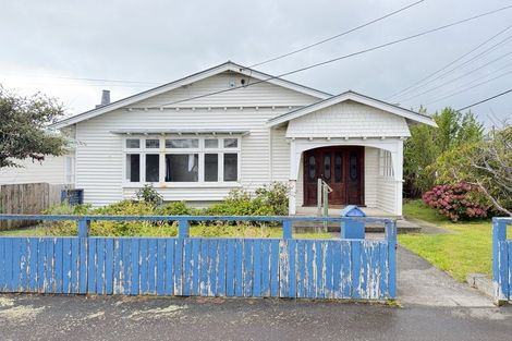 Photo of property in 2 Aparima Avenue, Miramar, Wellington, 6022