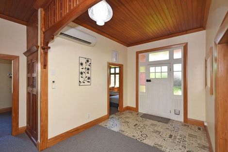 Photo of property in 5 Prince Street, Winton, 9720