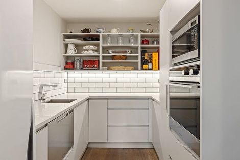 Photo of property in 36 Boocock Crescent, Orewa, 0931