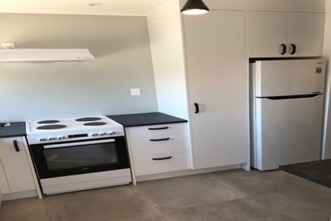 Photo of property in 12 Scott Street, Moturoa, New Plymouth, 4310