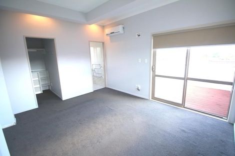 Photo of property in 27 Edgewood Way, Henderson, Auckland, 0612