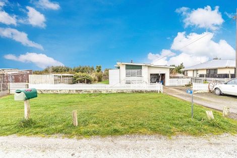 Photo of property in 80 Princes Road, Greenhills, Invercargill, 9877