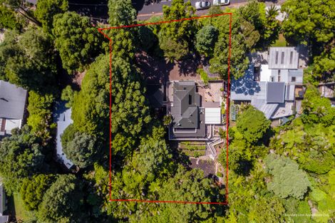 Photo of property in 84 Park Road, Titirangi, Auckland, 0604