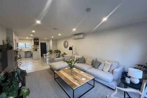 Photo of property in 50 Gosper Road, Takanini, 2112