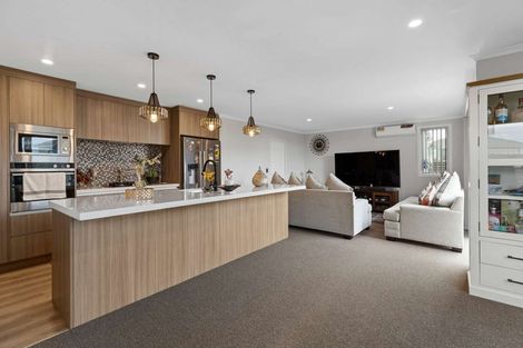 Photo of property in 50 Kauri Heart Avenue, Takanini, 2112