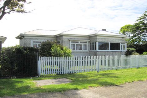 Photo of property in 163 Coronation Road, Mangere Bridge, Auckland, 2022