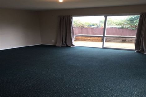 Photo of property in 8a Edward Avenue, Orewa, 0931