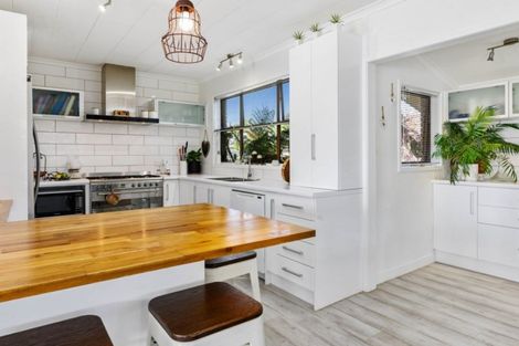 Photo of property in 16 Hathor Street, Pomare, Rotorua, 3015