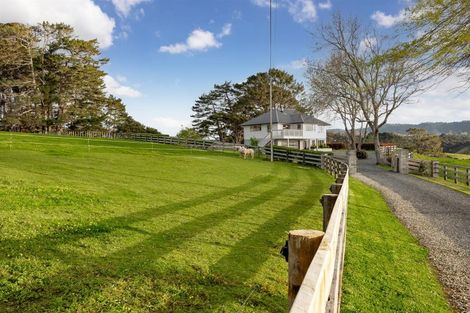 Photo of property in 90 Mcentee Road, Waitakere, Auckland, 0816