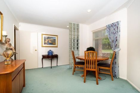 Photo of property in 9 Chesterfield Way, Orewa, 0931