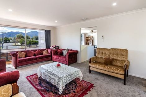 Photo of property in 15 Kotare Street, Hilltop, Taupo, 3330