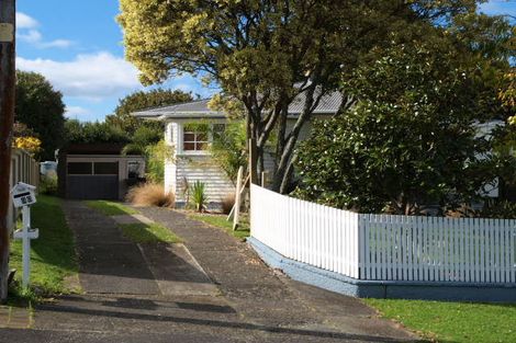 Photo of property in 30 Andrew Road, Howick, Auckland, 2010