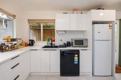 Photo of property in 5 Dundas Place, Awapuni, Palmerston North, 4412