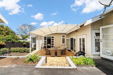 Photo of property in 4 Kent Road, Regent, Whangarei, 0112