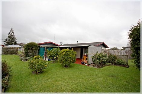 Photo of property in 12 Hillary Street, Foxton, 4814