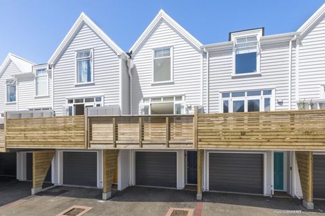 Photo of property in Pirie Street Townhouses, 31/35 Pirie Street, Mount Victoria, Wellington, 6011