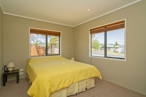 Photo of property in 5 Cholmondeley Crescent, Whitianga, 3510