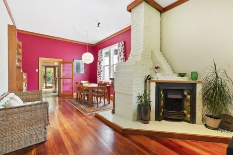 Photo of property in 38 Derwent Street, Island Bay, Wellington, 6023