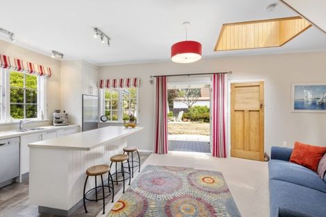 Photo of property in 13 Miro Street, Eastbourne, Lower Hutt, 5013