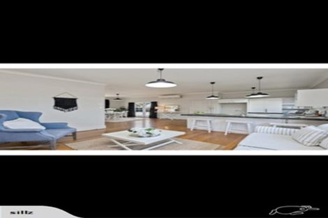 Photo of property in 16 Lincoln Road, Hillmorton, Christchurch, 8024