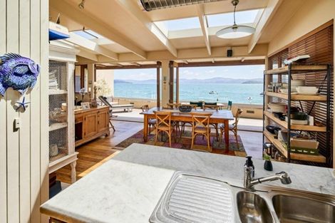 Photo of property in 612 Marine Drive, Days Bay, Lower Hutt, 5013