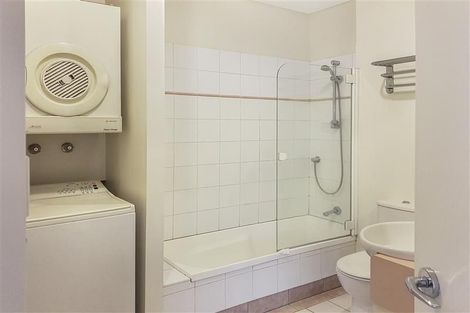 Photo of property in Harbour Royal Apartments, 10b/88 Anzac Avenue, Auckland Central, Auckland, 1010