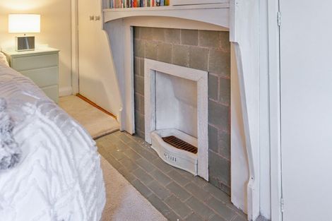 Photo of property in 159 Queens Drive, Lyall Bay, Wellington, 6022