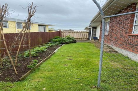 Photo of property in 2 Chartwell Drive, Eltham, 4322