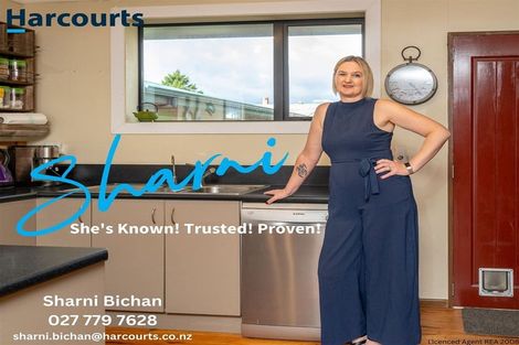 Photo of property in 15 Cross Street, Milton, 9220