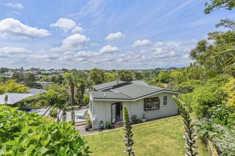 Photo of property in 3h Wallace Place, Westown, New Plymouth, 4310
