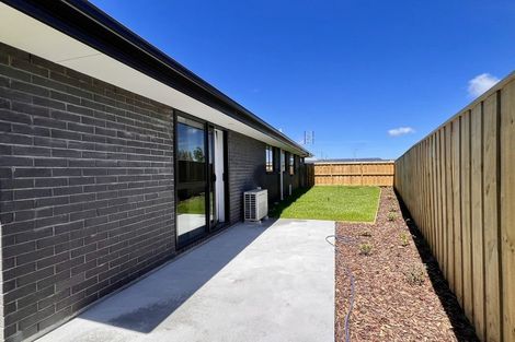 Photo of property in 4 Applegrove Crescent, Belfast, Christchurch, 8051