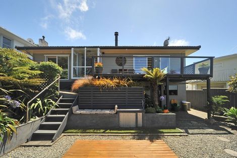 Photo of property in 12 Ontario Street, Kingston, Wellington, 6021