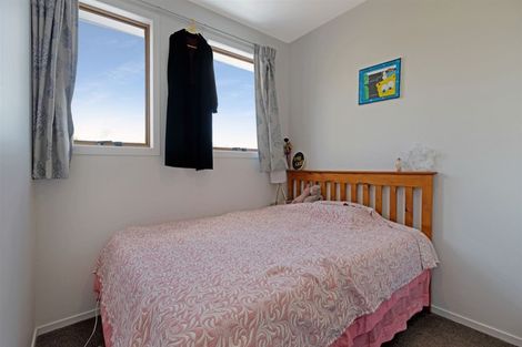 Photo of property in 20 Tanoa Place, Glendene, Auckland, 0602