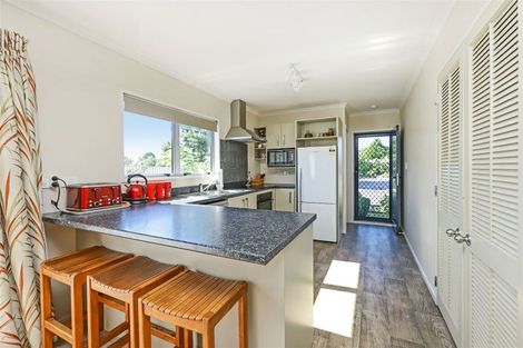 Photo of property in 3 Kirkcaldy Place, Flaxmere, Hastings, 4120