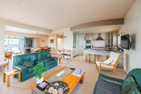 Photo of property in 28 Taonui Street, Palmerston North, 4410