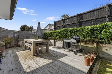 Photo of property in 24 Benmore Crescent, Pyes Pa, Tauranga, 3112