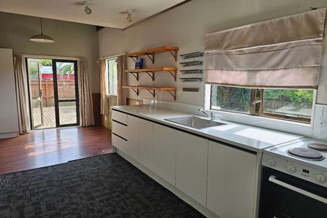 Photo of property in 2 Dalmahoy Place, Wattle Downs, Auckland, 2103